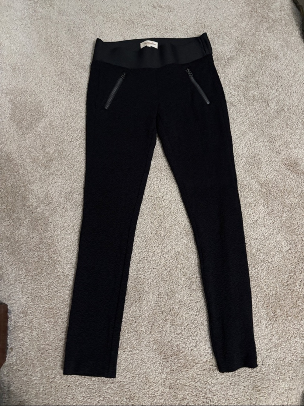Women's Black Textured Pull-On Pants (Rewind) size small